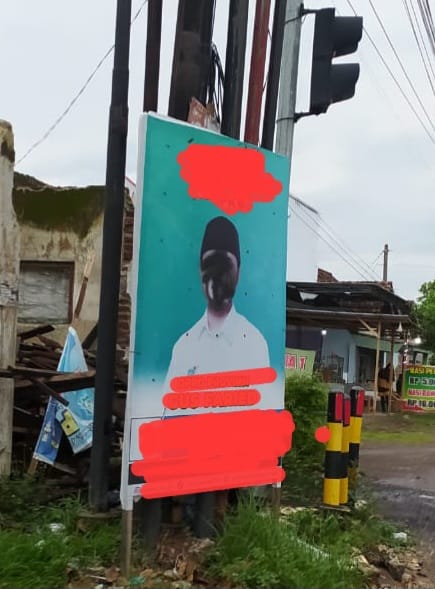 Vandalisme Sasar APK Caleg Kediri, Wajah Disemprot Cat Pilok