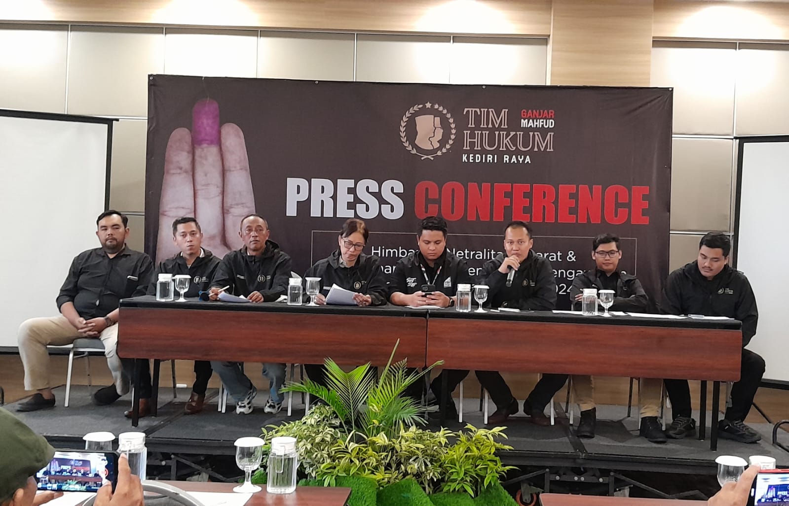 Tim Hukum Ganjar - Mahfud Kediri Raya, Siap Mengawal  Pemilu 2024.