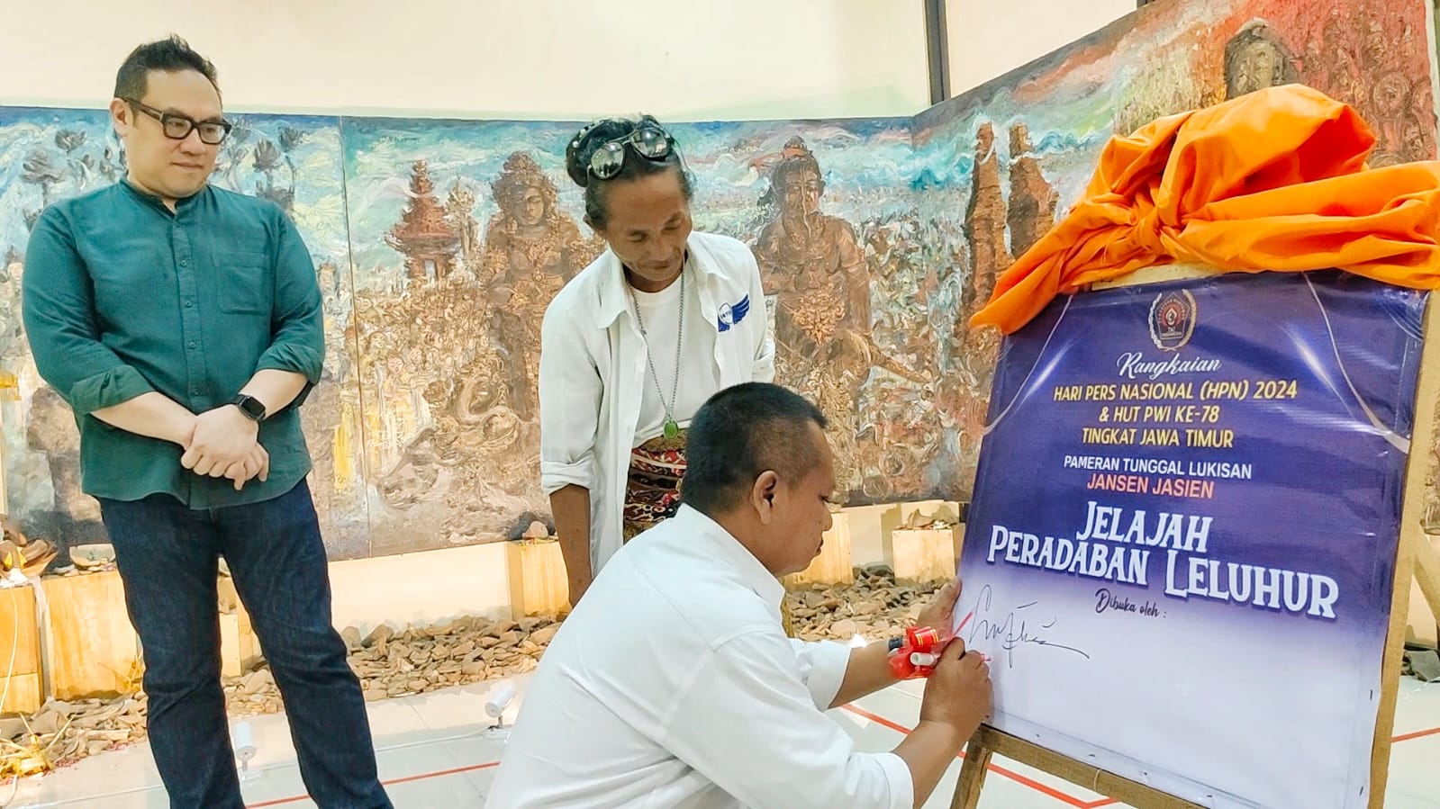 Angkat Budaya Leluhur, PWI Jatim Gelar Pameran Lukisan ‘Jansen Jasien’