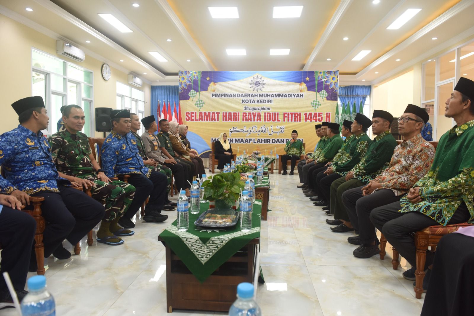 Pj Wali Kota Kediri Zanariah dan Forkopimda Plus Kota Kediri Safari Idulfitri Ke Tokoh Agama di Kota Kediri