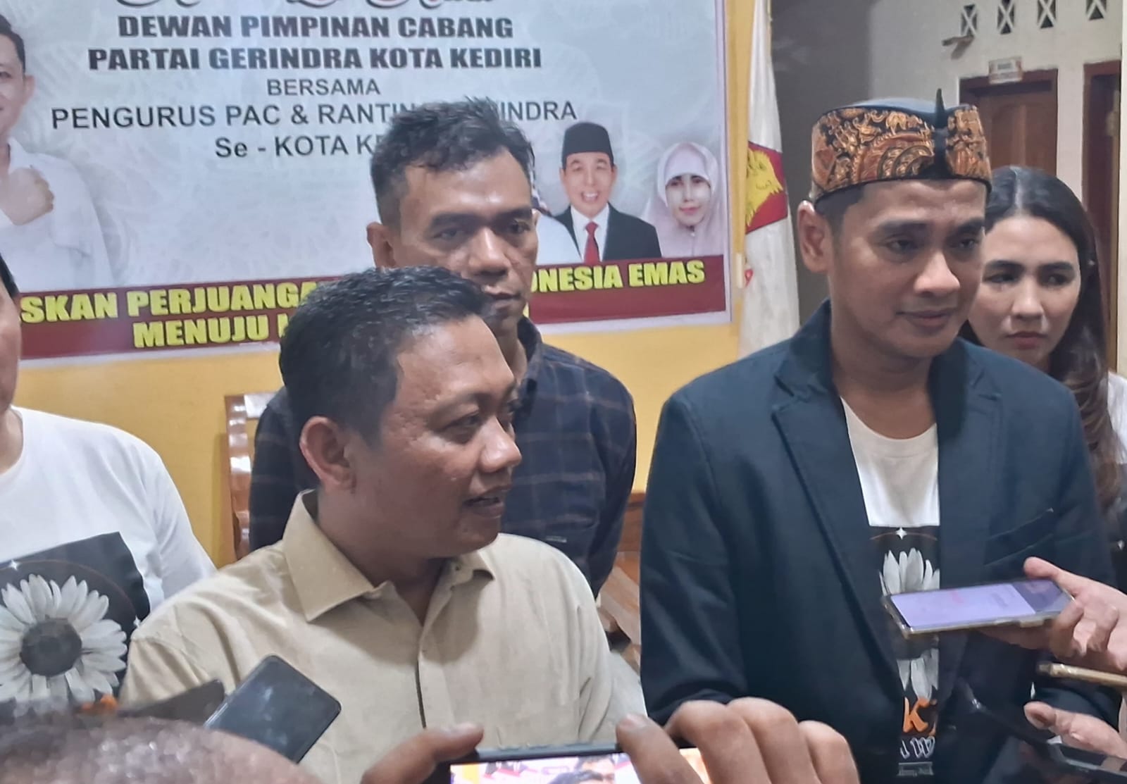 Dengan Membawa Bala Laskar Samarawijaya Reza Menyerahkan Proposal,Katino : Instruksi Dari DPP Untuk Kader 