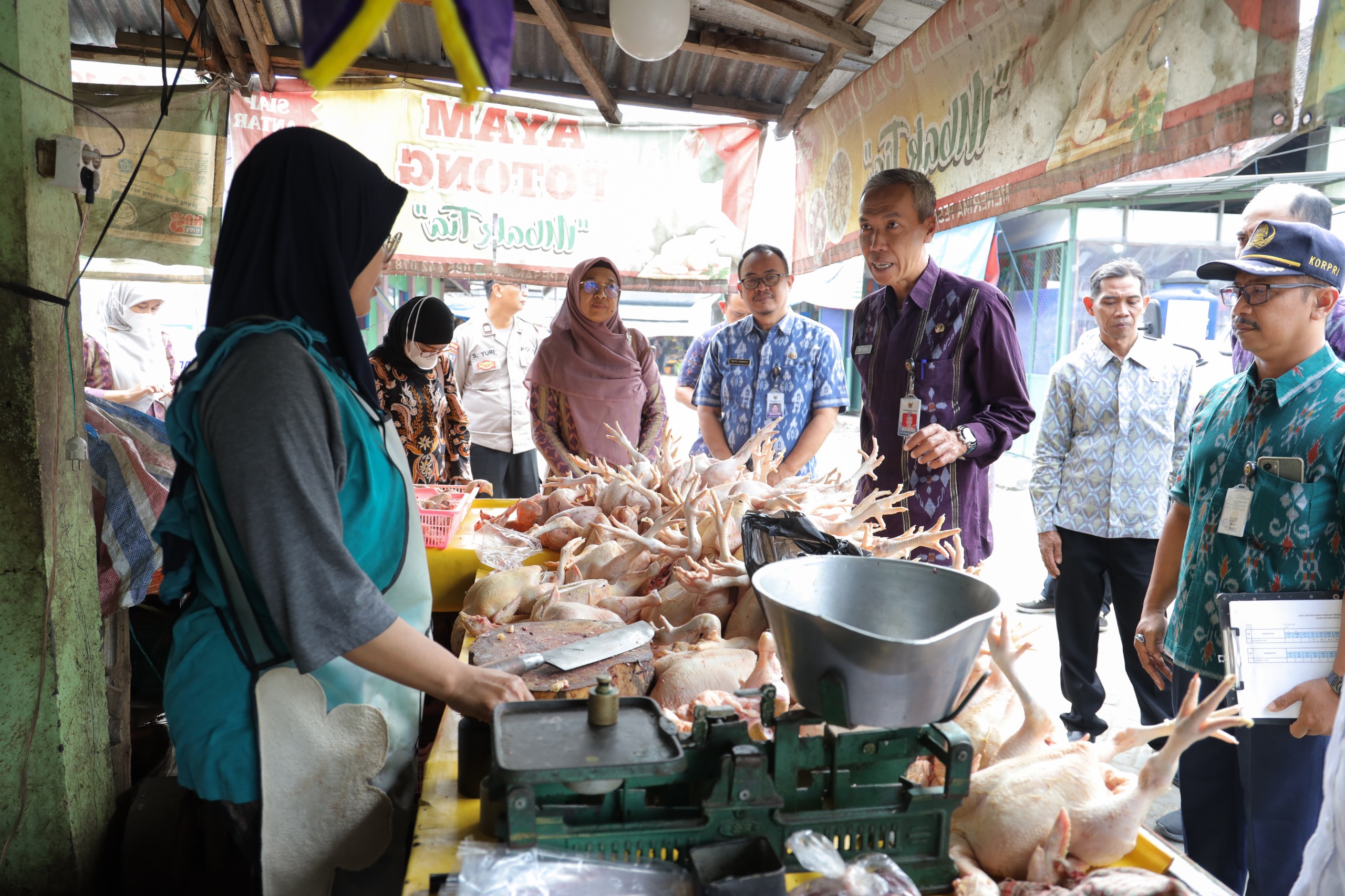 Pantau Stok dan Harga Komoditas Jelang Hari Raya Kurban, Satgas Ketahanan Pangan Kota Kediri Lakukan Sidak