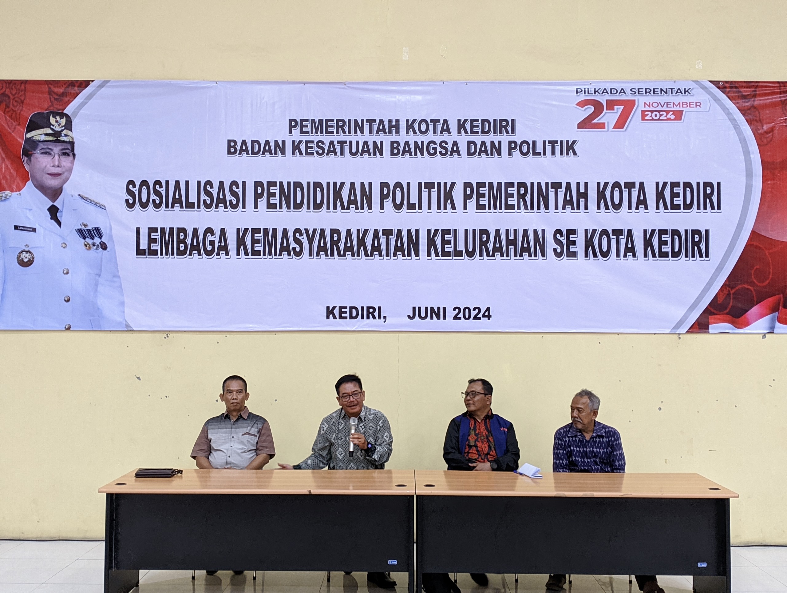 Pilkada Semakin Dekat, Bakesbangpol Kota Kediri Berikan Sosialisasi Pendidikan Politik Bagi Masyarakat