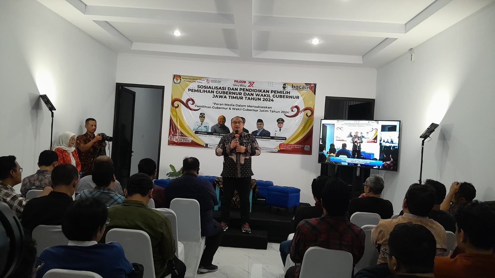 MENJELANG PILKADA SERENTAK 27 NOVEMBER 2024  KPU JAWA TIMUR MENGADAKAN SOSIALISASI PENDIDIKAN PEMILIH 