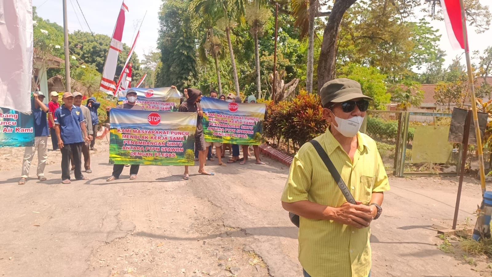 Tambang Sirtu Jadi Momok Air Bersih , Warga Satak Demo ke PTPN Ngrangkah Pawon Tuntut  PT EPAS Berhenti Beroperasi