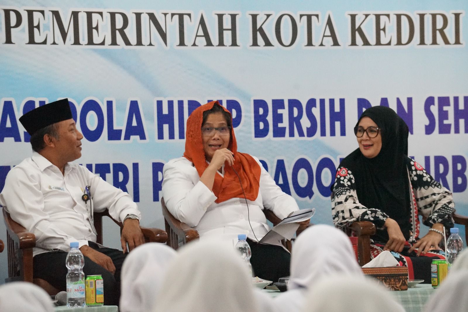 Pj Wali Kota Kediri Beri Arahan Pada Sosialisasi PHBS Pondok Pesantren