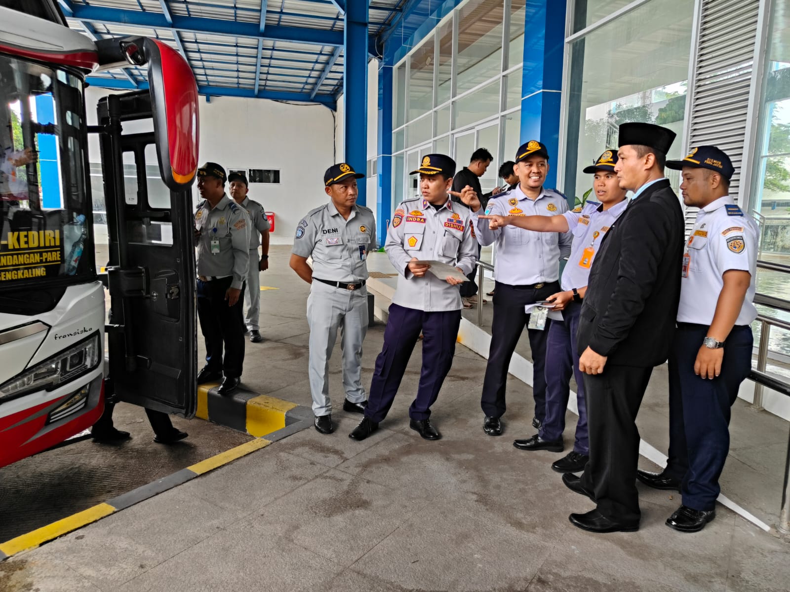 Tingkatkan Pengawasan Angkutan Umum Jelang Nataru, Dishub Kota Kediri Lakukan Rampcheck