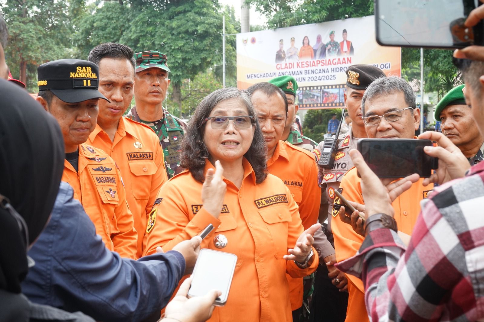 Pimpin Apel Gladi Pj Wali Kota Kediri cek Kesiapsiagaan Menghadapi Ancaman Bencana di Kota Kediri