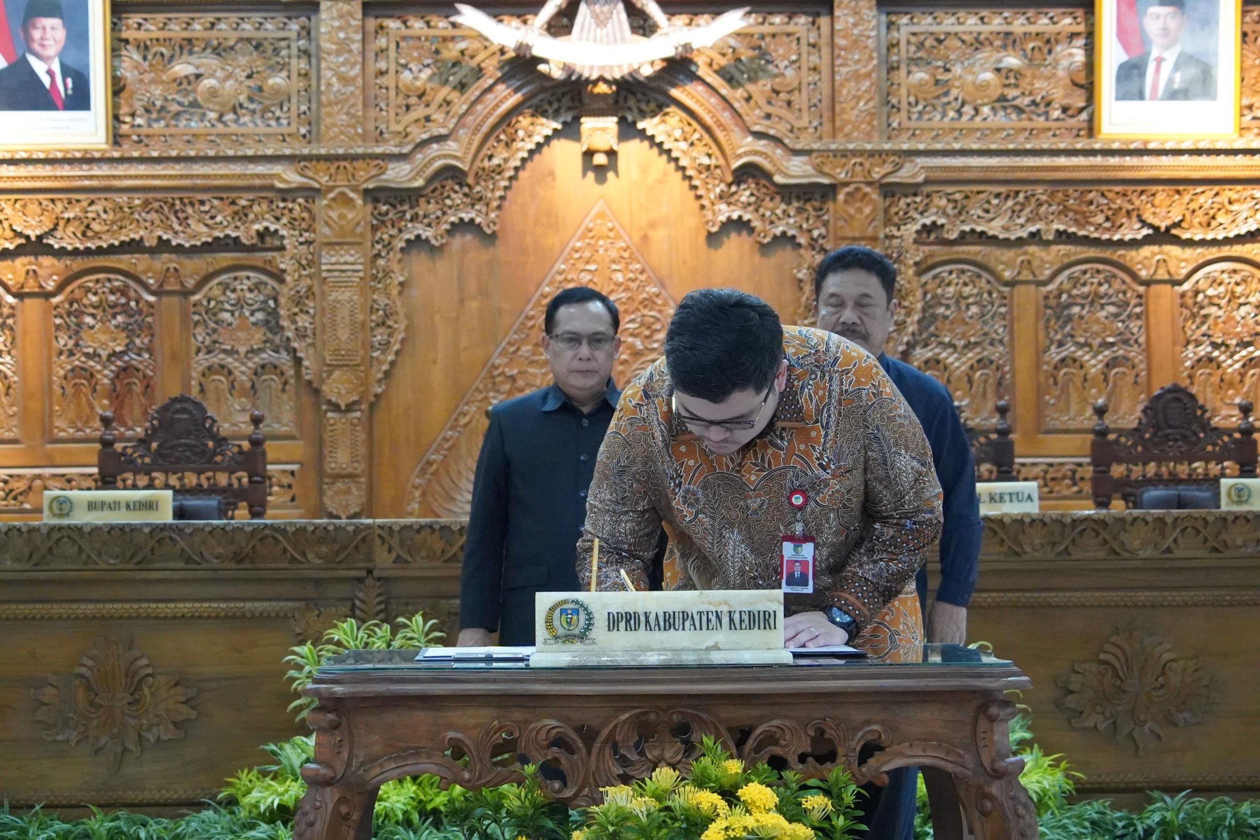 Lewat Raperda Kepemudaan, Mas Dhito Perluas Ruang Gerak Pemuda di Kabupaten Kediri 