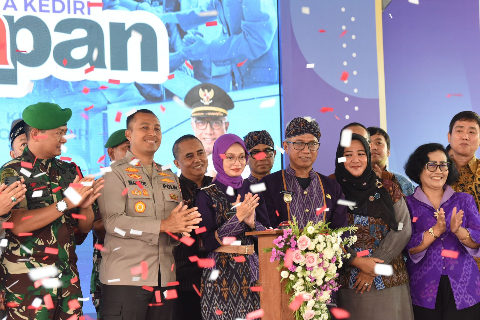 Mbak Wali dan Gus Qowim Launching Belasan Program Unggulan di 100 Hari Kerja
