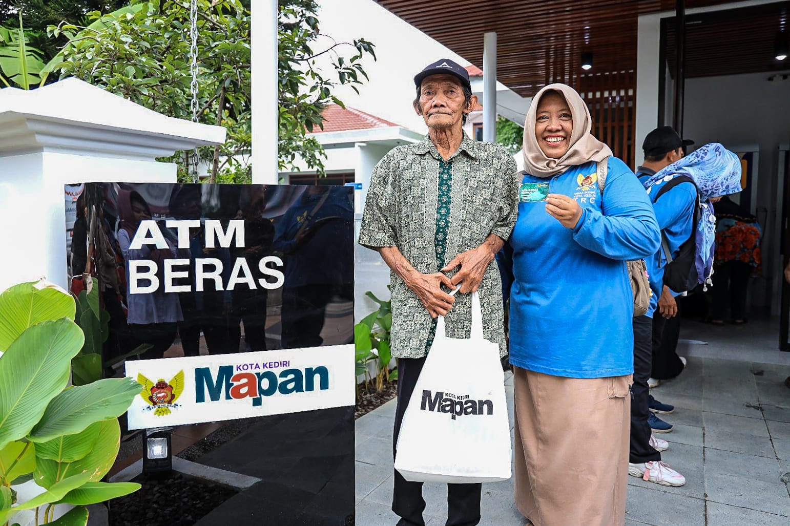 Luncurkan ATM Beras Mapan, Upaya Nyata Pemkot Kediri Atasi Kemiskinan Ekstrem