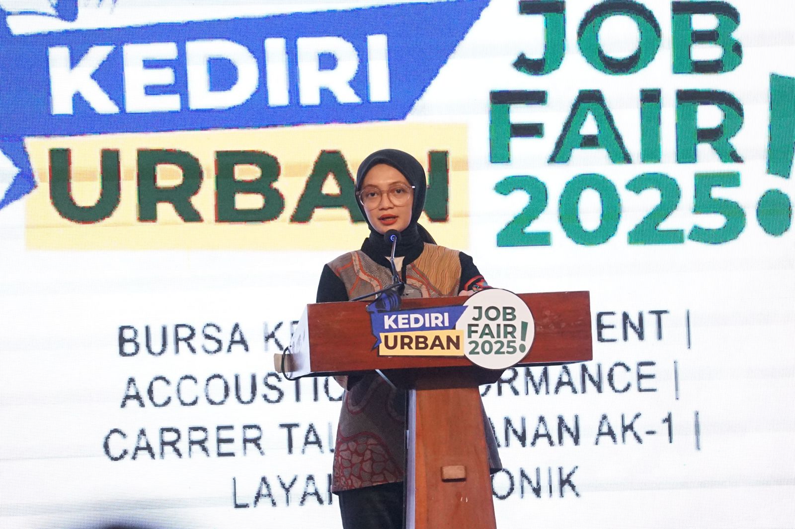 Buka Kediri Urban Job Fair 2025, Mbak Wali Fokus Turunkan Angka Pengangguran dan Tingkatkan Kualitas Sumber Daya Manusia Kota Kediri