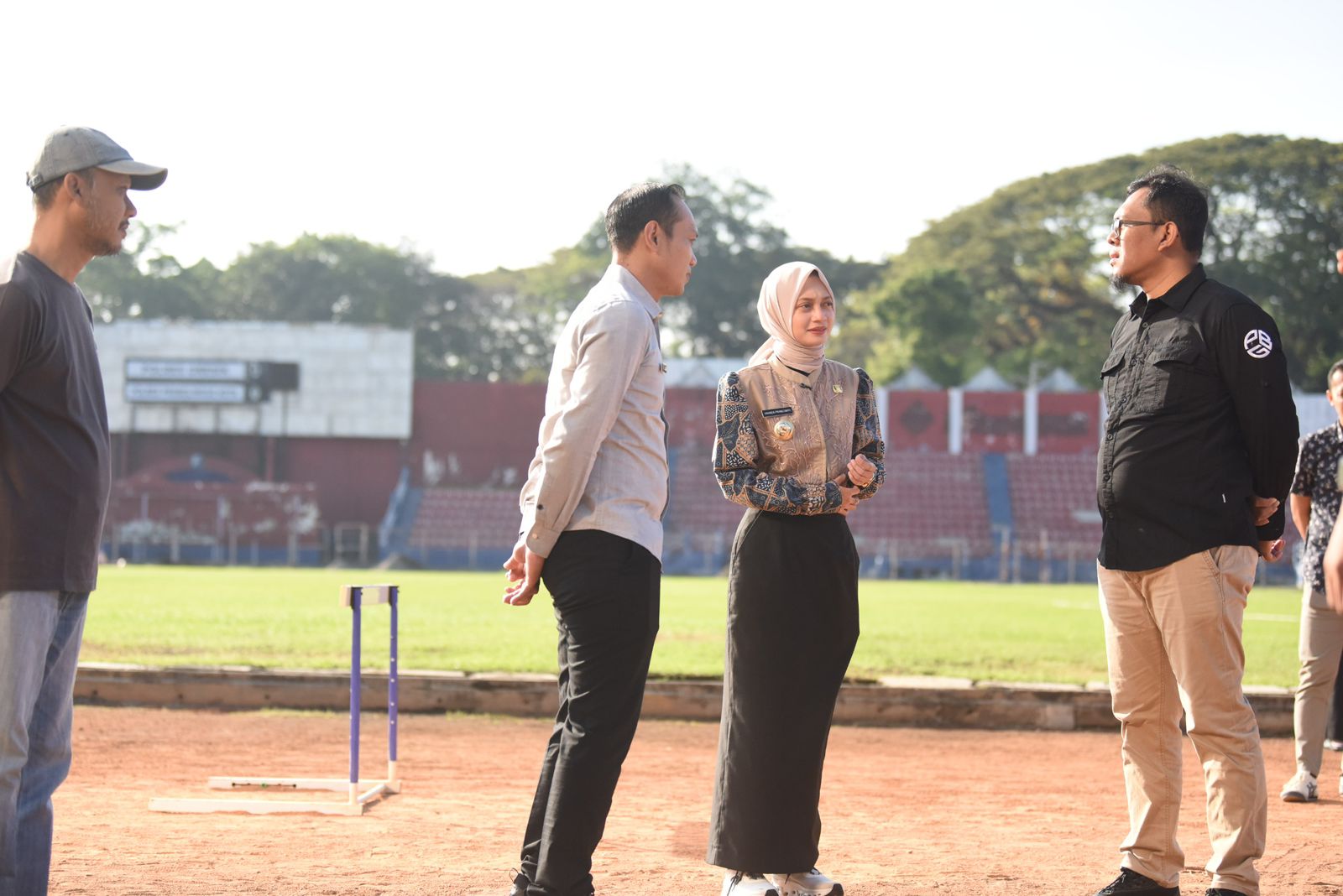 Mbak Wali Tinjau Proses Perbaikan Stadion Brwijaya, Upaya Agar Persik Tetap Berkandang di Stadion Brawijaya