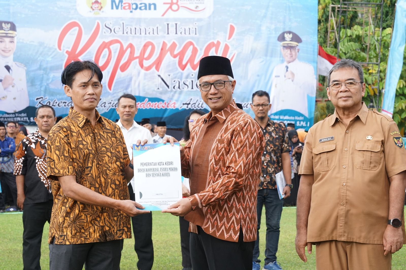 Pimpin Upacara Peringatan Hari Koperasi Nasional Ke-78, Gus Qowim : Koperasi Jadi Bagian Penting Dalam Perekonomian