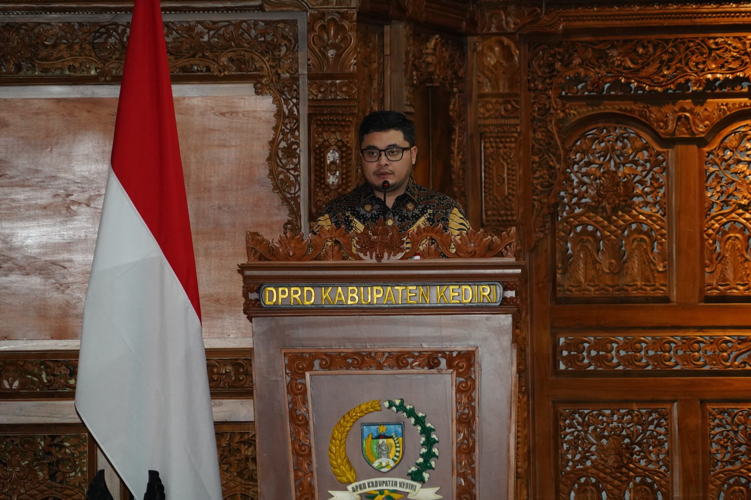 Pemkab dan DPRD Kabupaten Kediri Sepakati Bersama Raperda Perubahan APBD 2025