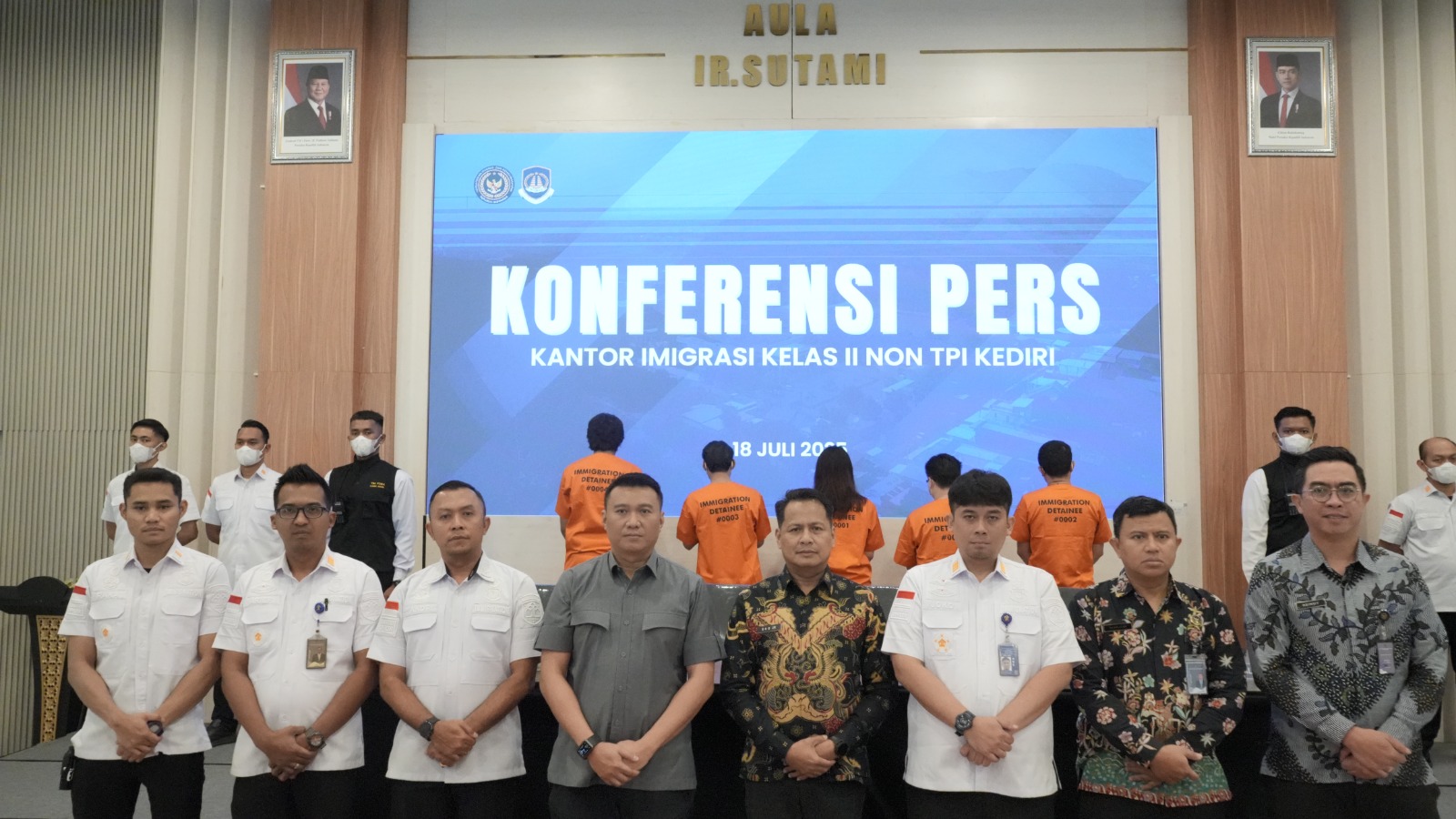 Kantor Imigrasi Kediri Berhasil Mengamankan Warga Negara Asing Pelanggar Hukum Keimigrasian dari Operasi Wirawaspada Tahun 2025