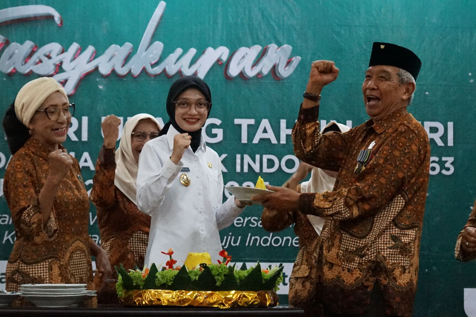 Hadiri Tasyakuran HUT PWRI Ke-63, Mbak Wali Dorong Sinergi Pemkot Kediri dan PWRI