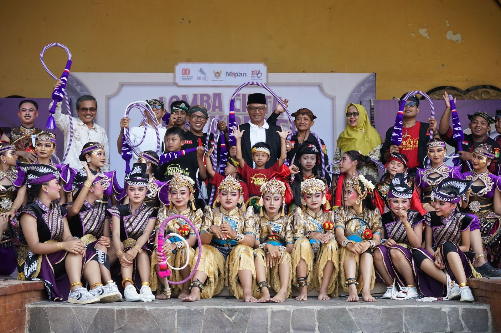 Buka Lomba Cipta Tari Kreasi Pecut Samandiman, Gus Qowim: Budaya Patut Dikembangkan Agar Tetap Hidup dan Mengakar Dalam Masyarakat