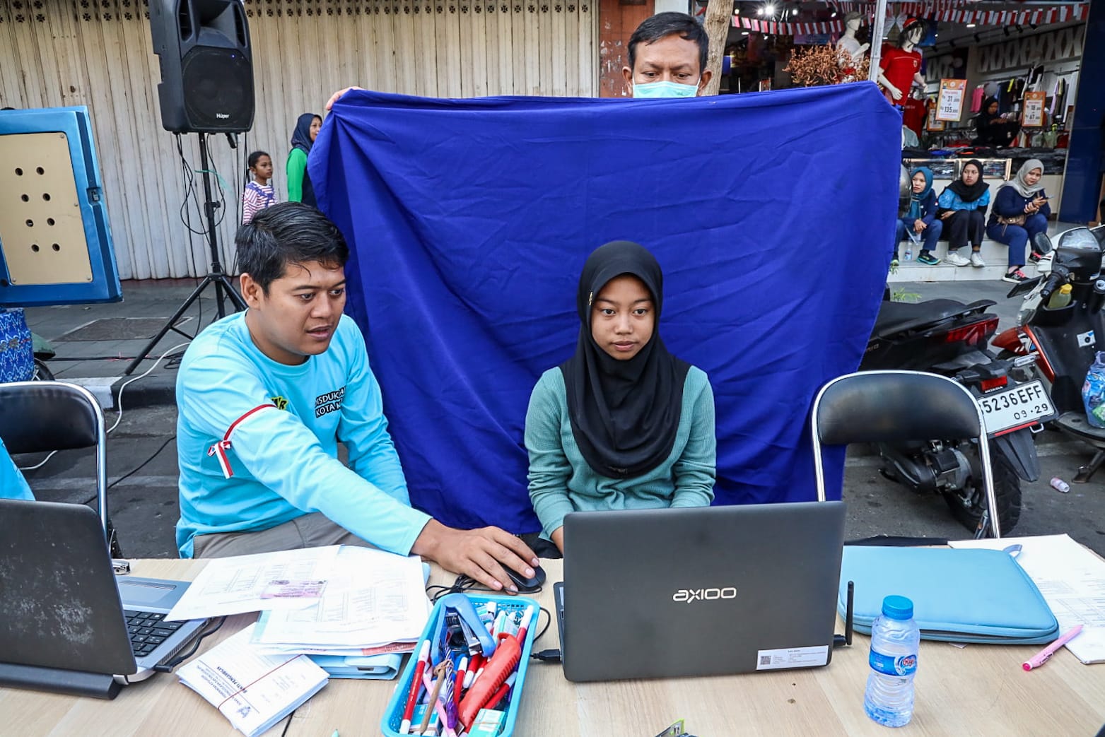 Jemput Bola Pelayanan Adminduk, Dispendukcapil Hadir Semarakkan Lomba Agustusan di CFD