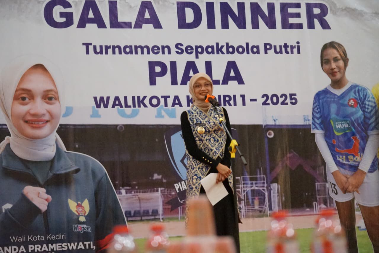 Mbak Wali Hadiri Gala Dinner Turnamen Sepak Bola Wanita Piala Wali Kota Kediri I - 2025, Beri Semangat Para Atlet