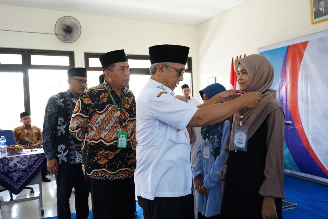 Buka PENTAS PAI Tingkat SMP se-Kota Kediri, Gus Qowim : Sportif Berkompetisi, Raih Prestasi!