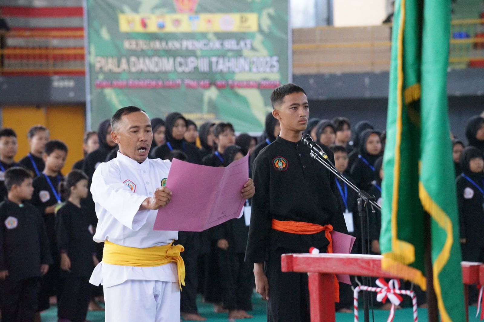 Hadiri Kejuaraan Pencak Silat Dandim 0809 Cup, Mbak Wali Tegaskan Peserta Dapat Belajar Kedisiplinan, Kejujuran, Semangat Juang