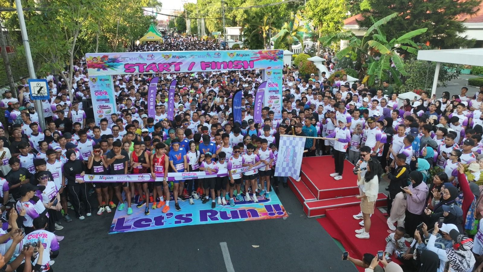 Mbak Wali Berangkatkan Kota Kediri MAPAN Color Run, Dorong Gaya Hidup Sehat dan Kenalkan Pariwisata