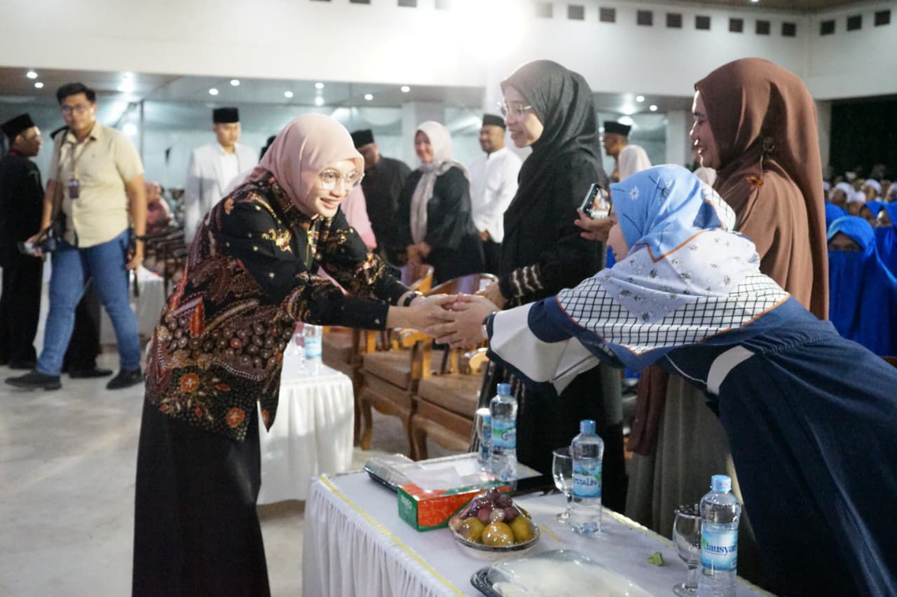 Tiga Dekade Ar-Risalah, Mbak Wali: Pesantren Benteng Moral dan Peradaban Bangsa