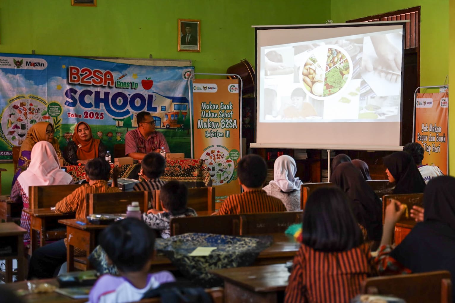Pemkot Kediri Gencarkan Edukasi Gizi Seimbang Lewat Program B2SA Goes to School