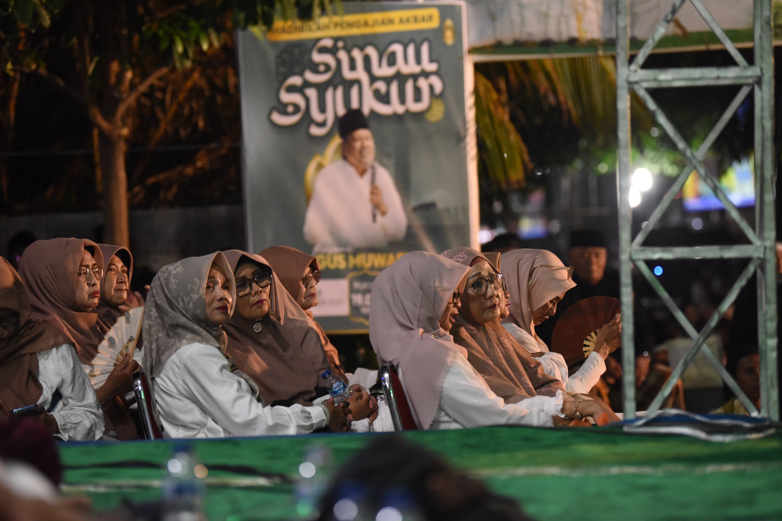 Hadiri Pengajian Akbar Sinau Syukur, Mbak Wali: Syukur adalah Pondasi Ketenangan dan Kebahagiaan Sejati