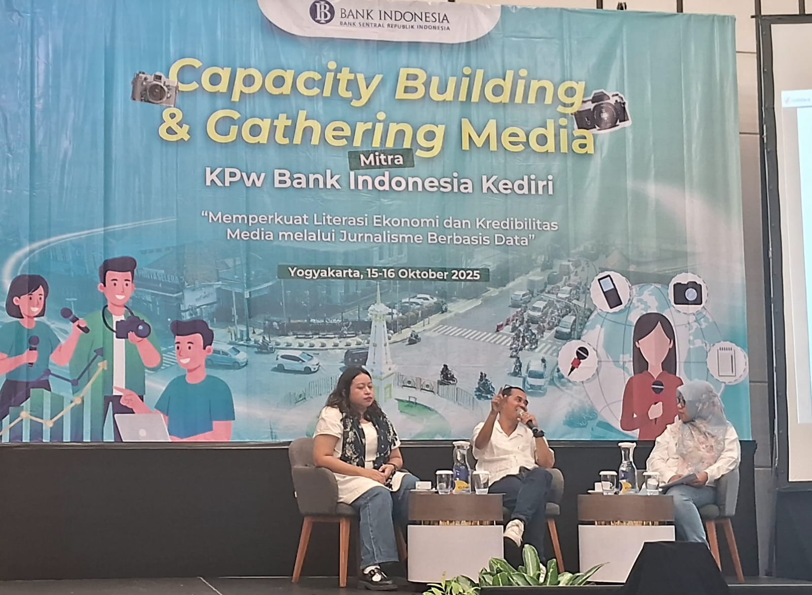 Pesona UMKM Binaan KPwBI Yogjakarta, Rujukan KPwBI Kediri Tingkatkan Penulisan Ekonomi Berbasis Data