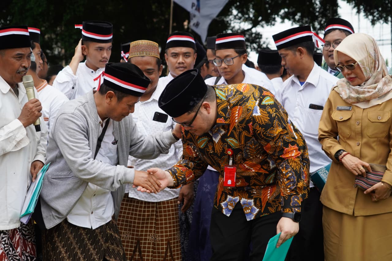 Ramai Pemberitaan Pondok, Mas Dhito Terima Aspirasi Alumni Santri Lirboyo