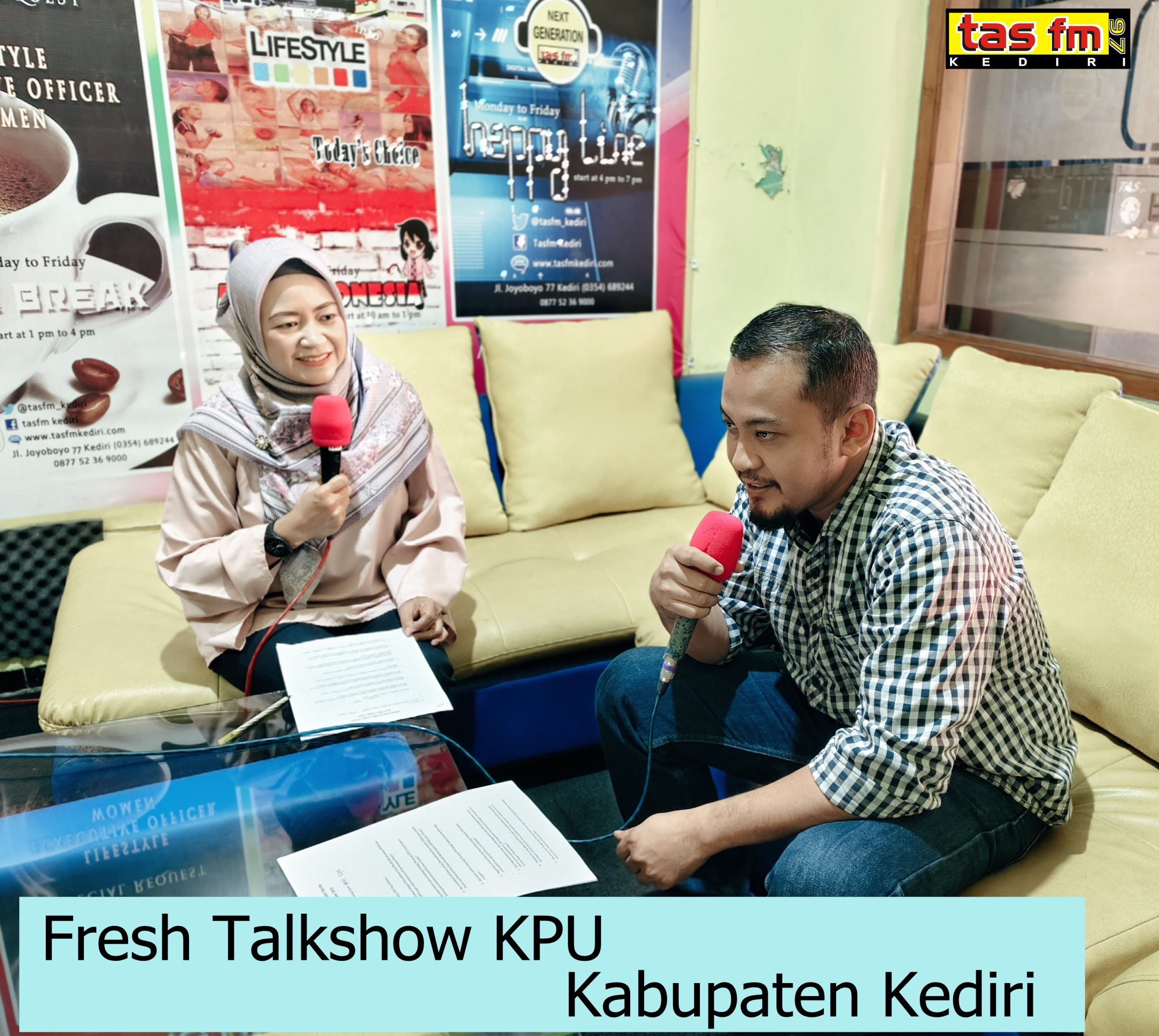 Ketua Komisi Pemilihan Umum (KPU) Kabupaten Kediri Talkshow di Radio TASFM