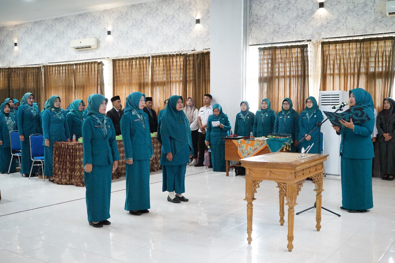 Pelantikan Ketua TP PKK Kecamatan se-Kota Kediri, Mbak Wali Berpesan PKK harus sinergis dan inovatif