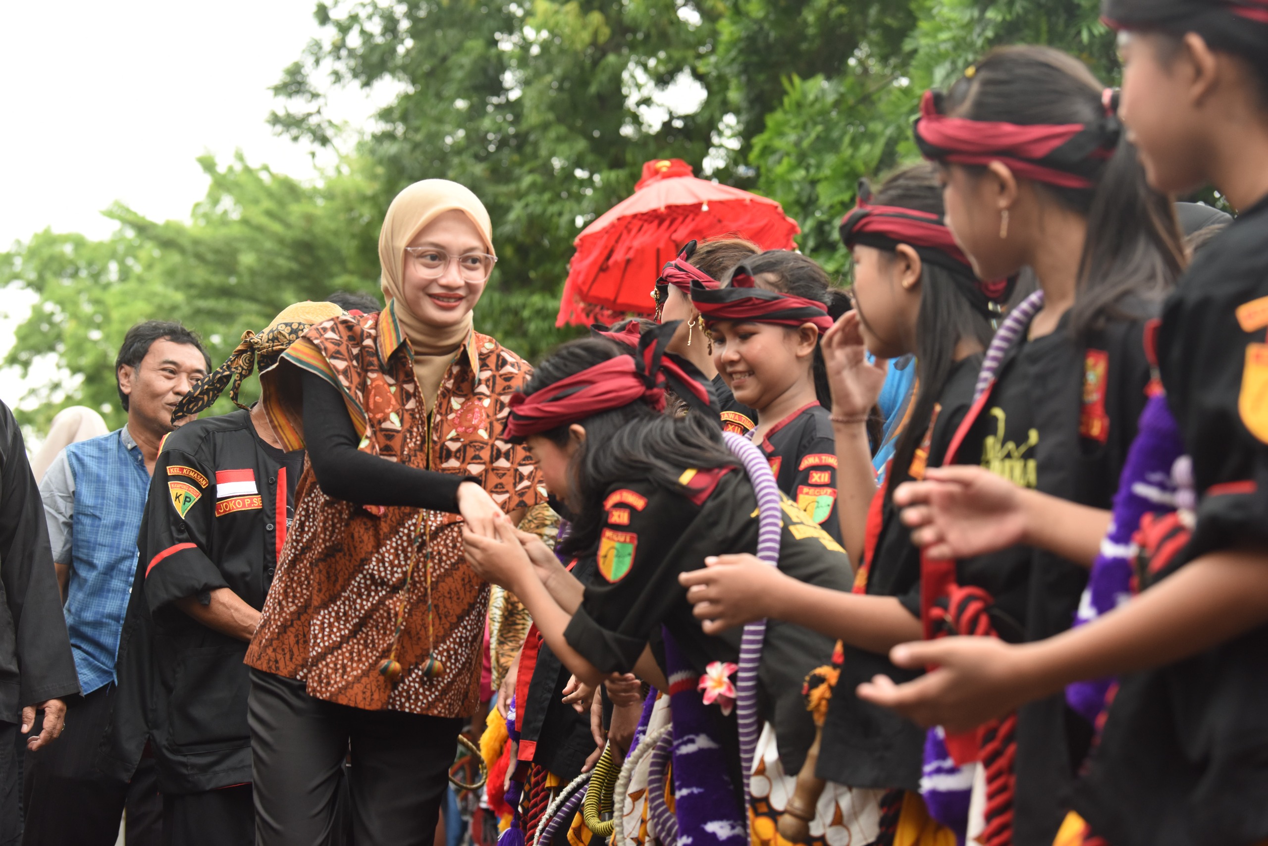 Mbak Wali Apresiasi Festival Kampung Pecut, Upaya Pelestarian Budaya Kota Kediri