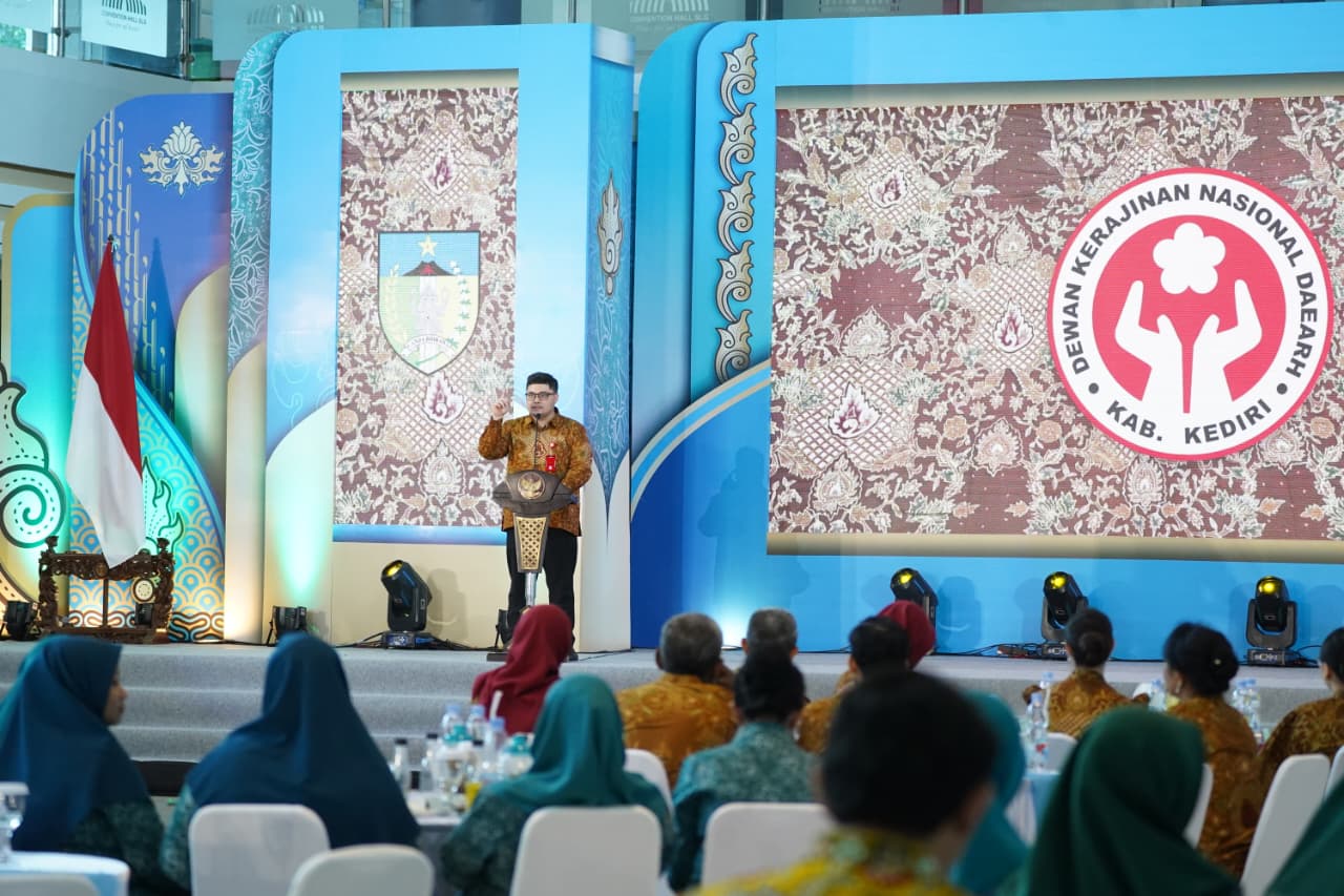 Mas Dhito Dorong Industri Kreatif Tangkap Peluang Beroperasinya Bandara Dhoho