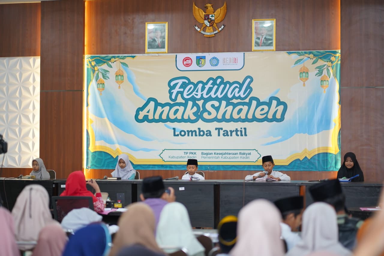 Lewat Festival Anak Sholeh, Mbak Cicha Kuatkan Karakter Positif Generasi Emas Kediri