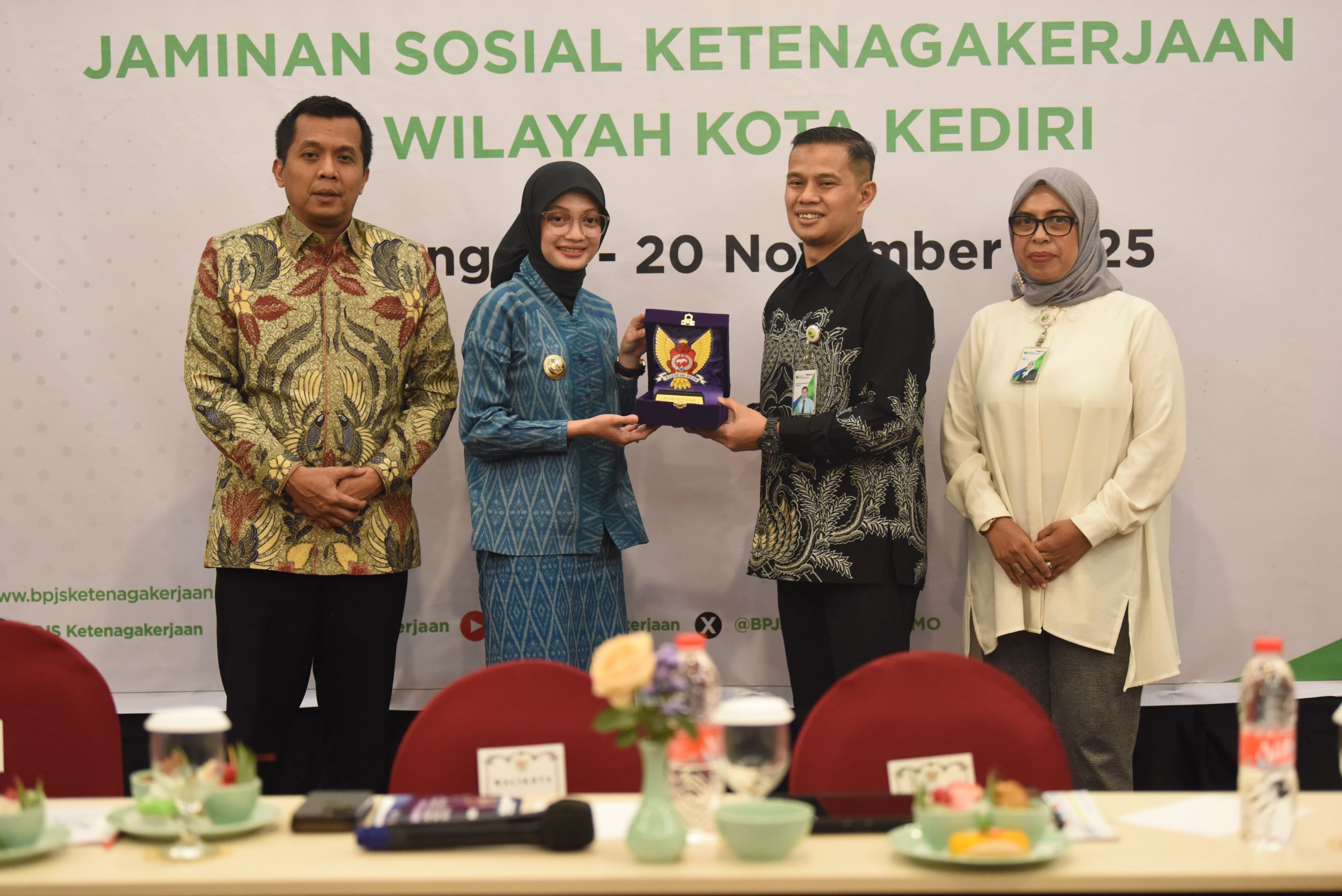 Mbak Wali Tekankan Penguatan Perlindungan Sosial bagi Pekerja Rentan melalui FGD Peningkatan Coverage Jamsostek
