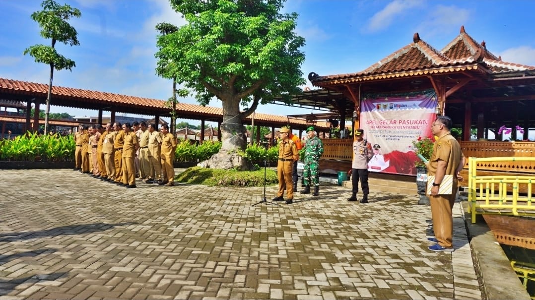 Antisipasi Nataru, Camat Pesantren bersama Forkopimcam Gelar Apel Kesiapan Pengamanan