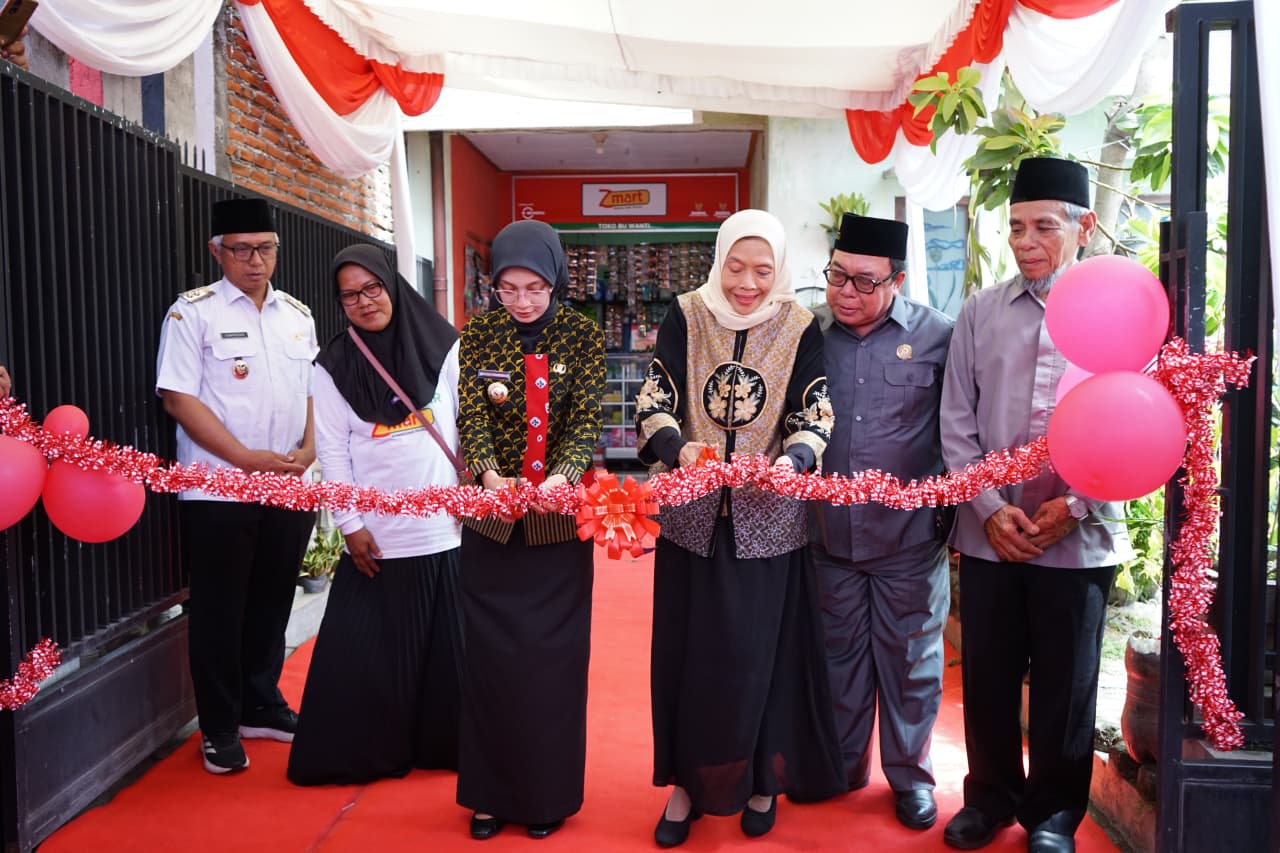 Harapan Tumbuh dari Warung ZMart, Mbak Wali dan BAZNAS Kota Kediri Dorong Kemandirian Ekonomi Warga