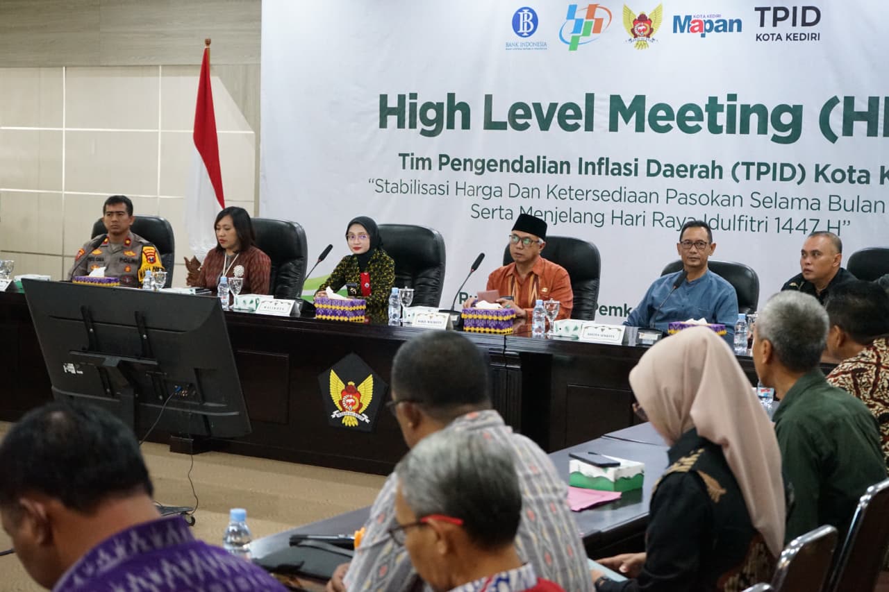Mbak Wali Pimpin High Level Meeting TPID, Ajak Kolaborasi Jaga Stabilitas Harga dan Pasokan Jelang Ramadan dan Idulfitri