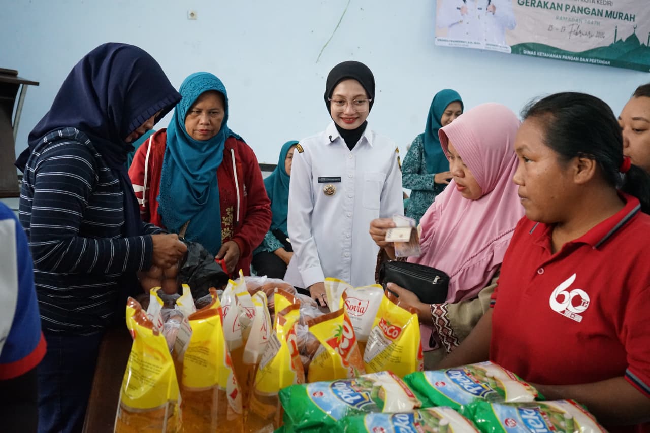 Tinjau GPM Ramadan 1447 H, Mbak Wali Pastikan Harga Kebutuhan Pokok Stabil dan Stok Aman