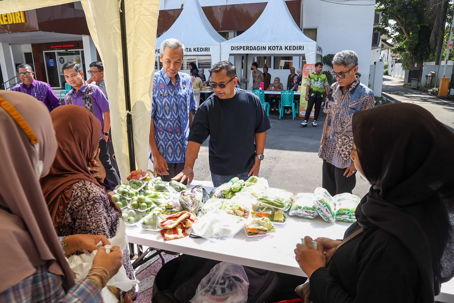 Tidak Perlu Panic Buying, Pemkot Kediri Bersama Kejari Kota Kediri Sediakan Sembako Murah