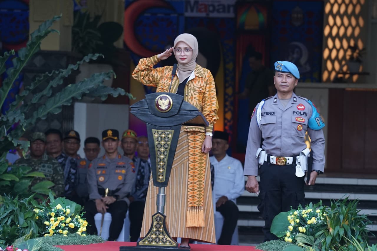 Pimpin Apel Gelar Pasukan Operasi Ketupat Semeru 2026, Mbak Wali Pastikan Pengamanan Idulfitri Siap