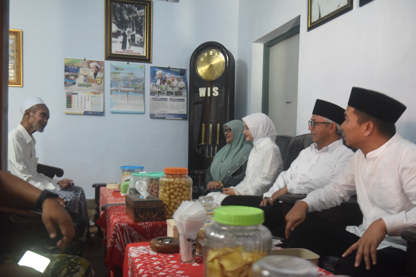 Hangatnya Idulfitri, Mbak Wali dan Forkopimda Silaturahmi ke Tokoh Agama dan Tokoh Masyarakat