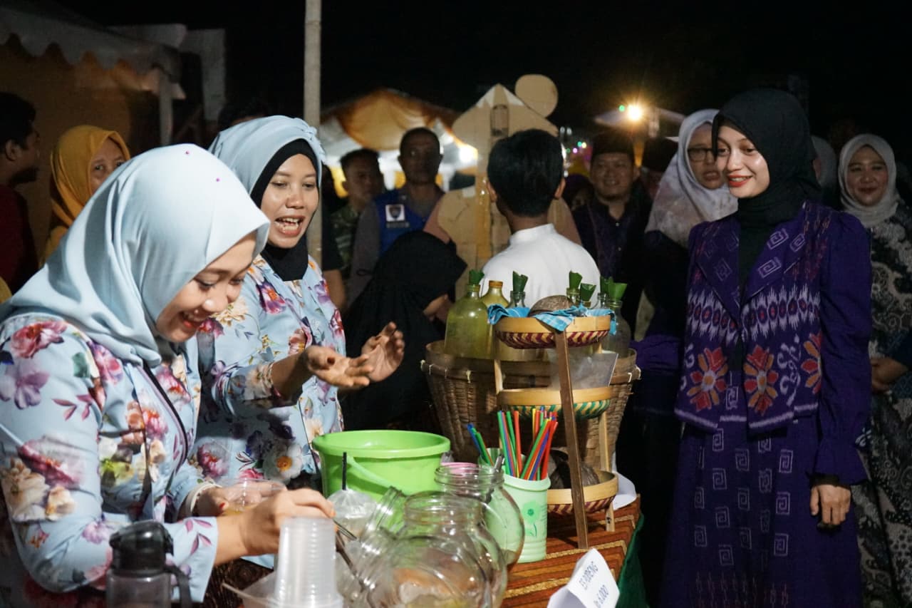 Mbak Wali Ajak Lestarikan Budaya Lewat Semarak Seni dan Kuliner Kampung Tenun Ikat Bandar Kidul