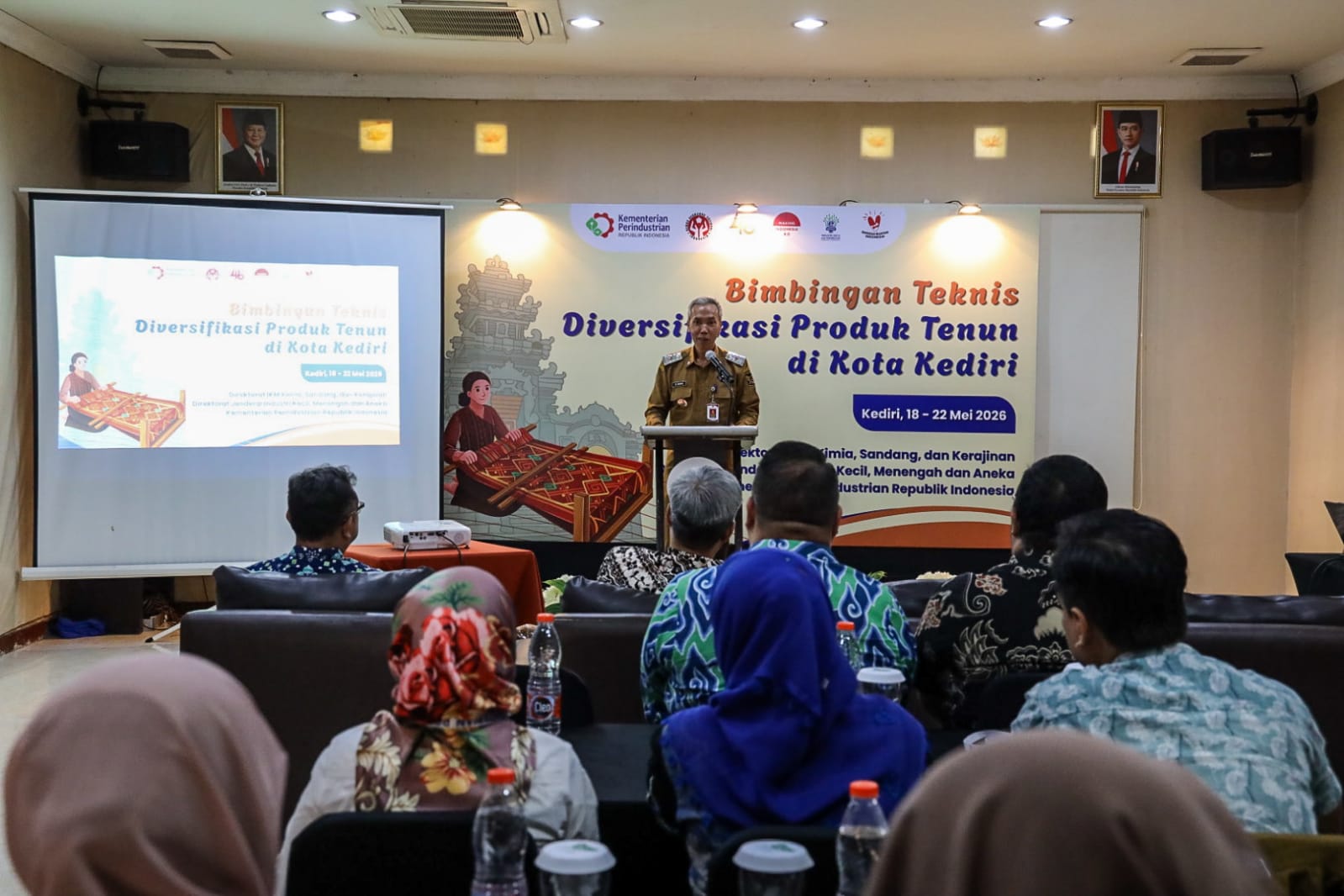 Tenun Ikat Kota Kediri Siap Dobrak Pasar Modern Lewat Produk Diversifikasi