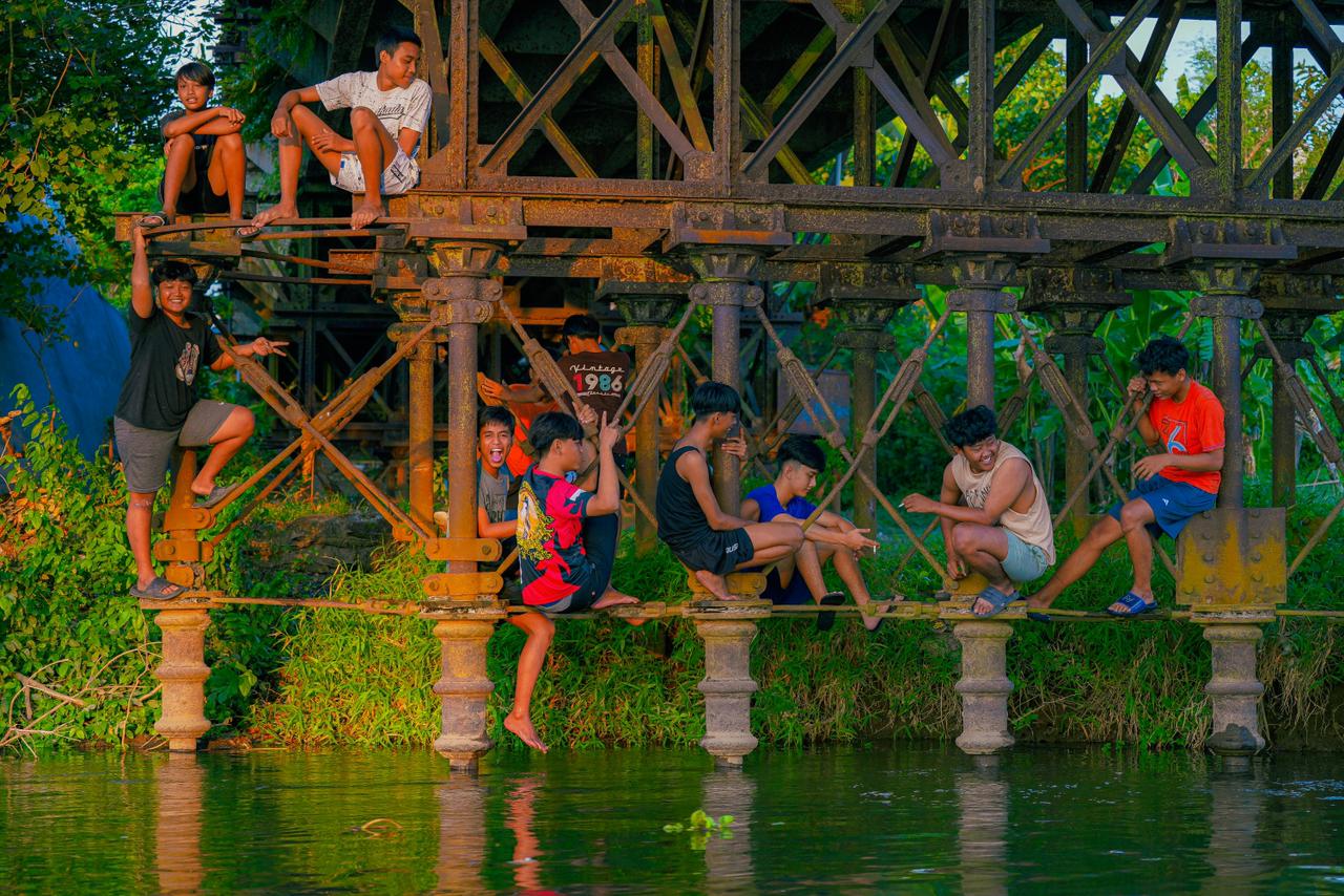 Pantau “Pladu” Sungai Brantas, Pemkot Kediri Imbau Warga Utamakan Keselamatan