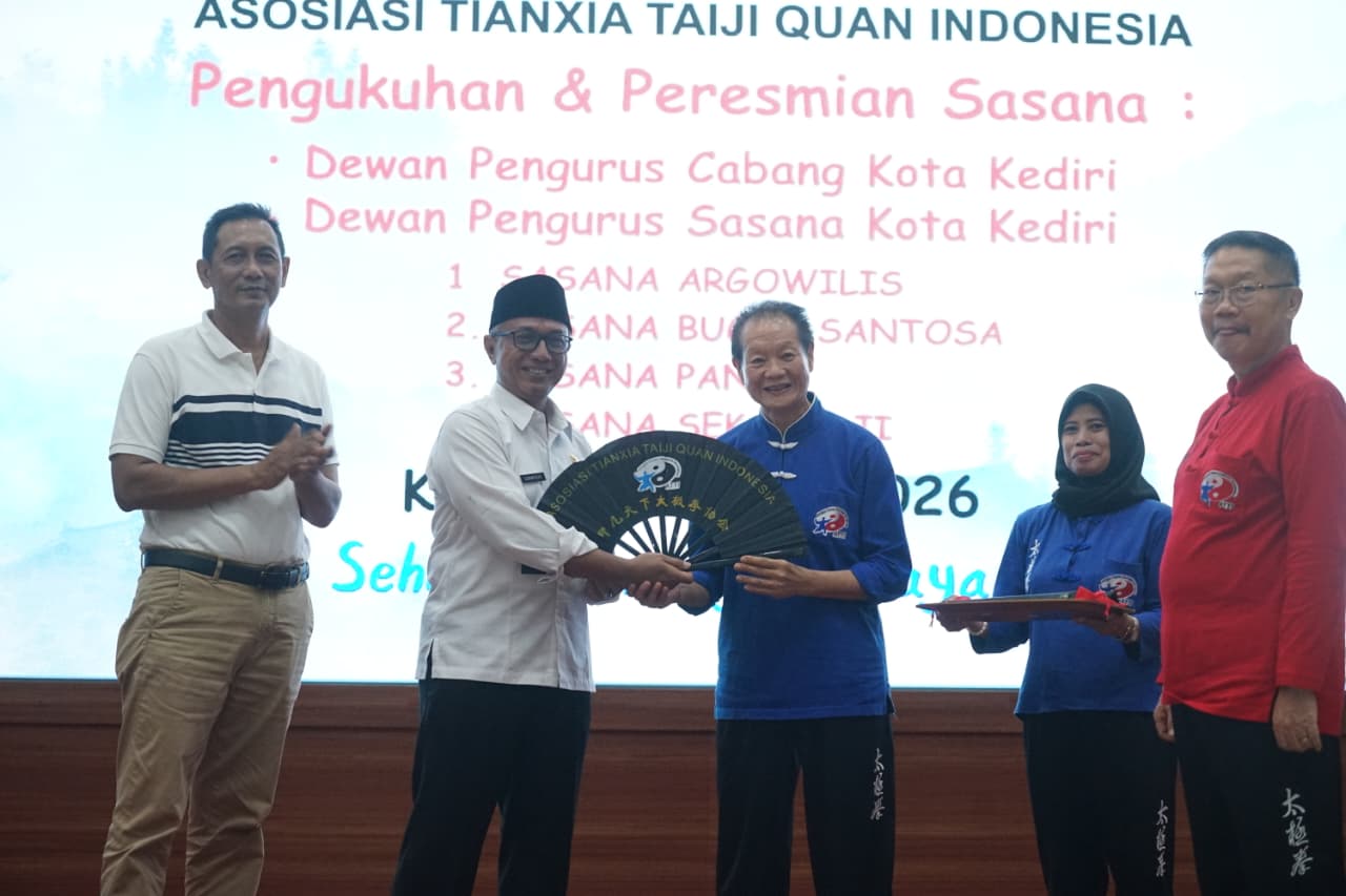 Hadiri Pengukuhan DPC ATTI Kota Kediri, Gus Qowim: Taijiquan Ajarkan Keseimbangan dan Kebersamaan