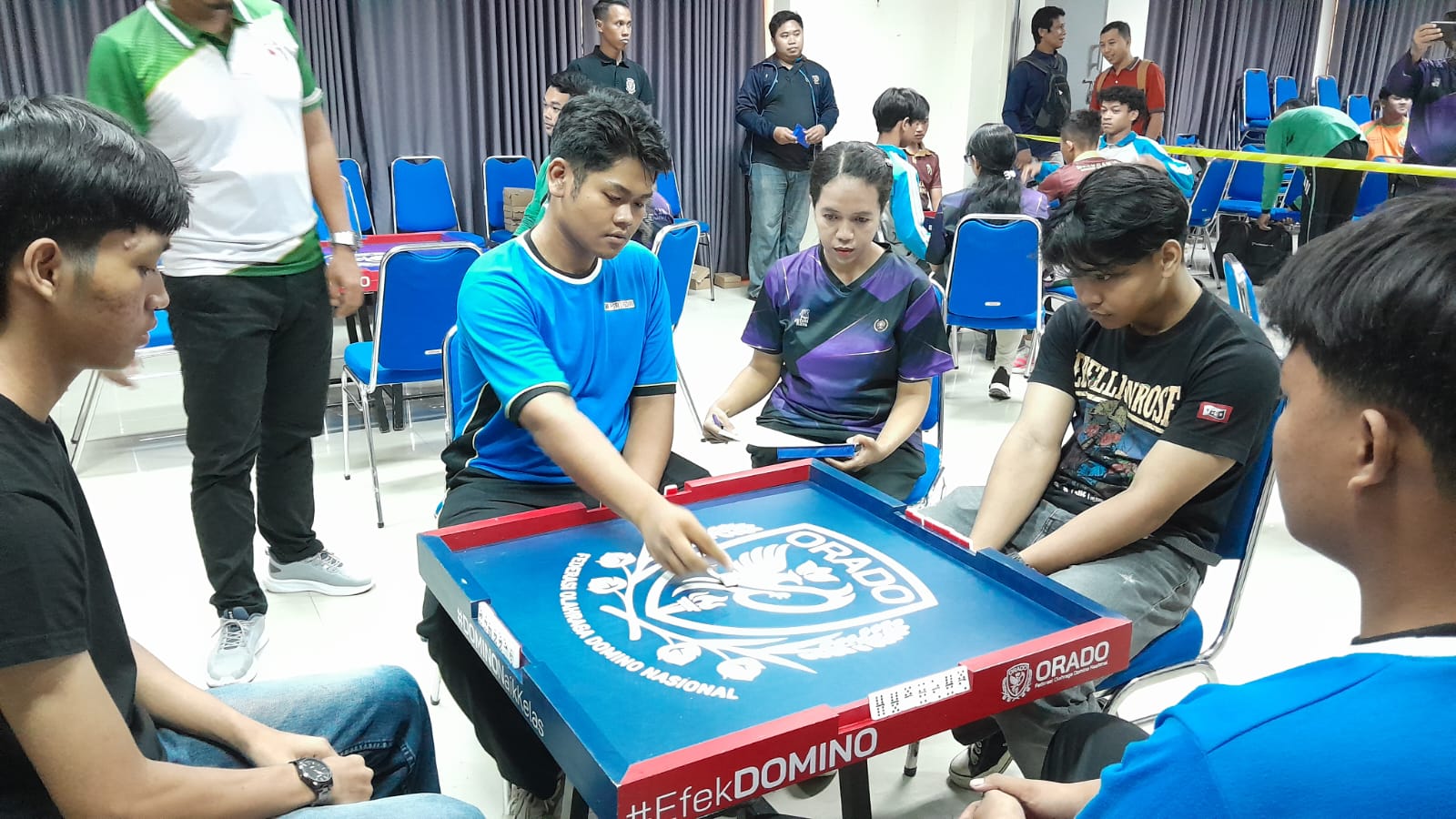 SIWO - PWI Kediri Raya menggelar Turnamen Domino Antar Pelajar
